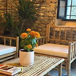 Go Compostela - 6 Pax Apartament