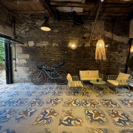 Go Compostela - 6 Pax