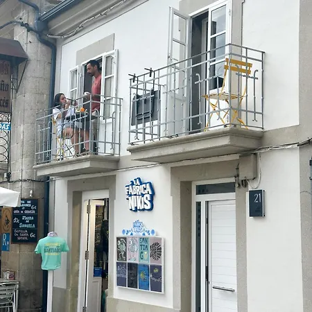 Go Compostela - 6 Pax Apartman *