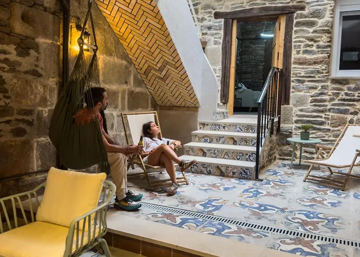 Go Compostela - 6 Pax * Саррия