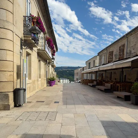 Go Compostela - 6 Pax Apartamento Sarria