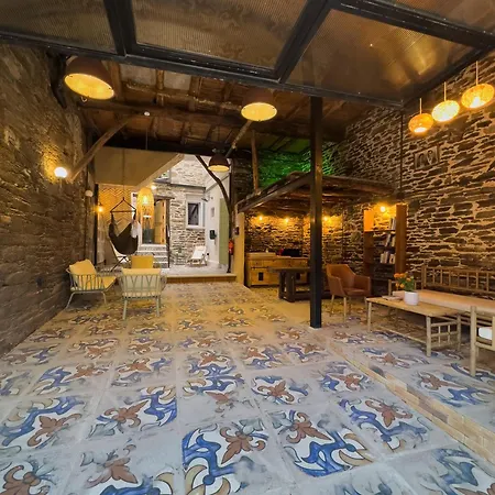 Go Compostela - 6 Pax Apartamento