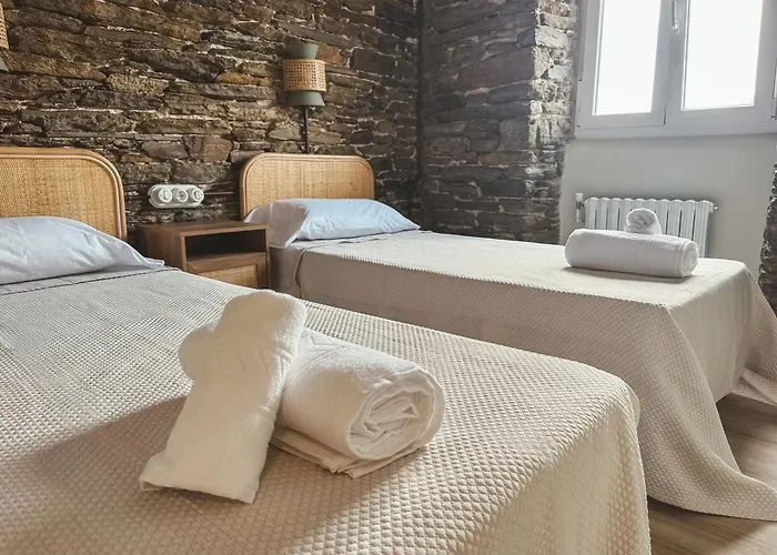 Go Compostela - 6 Pax Sarria