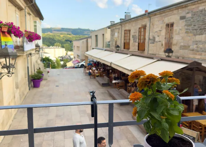 Go Compostela - 6 Pax * Sarria